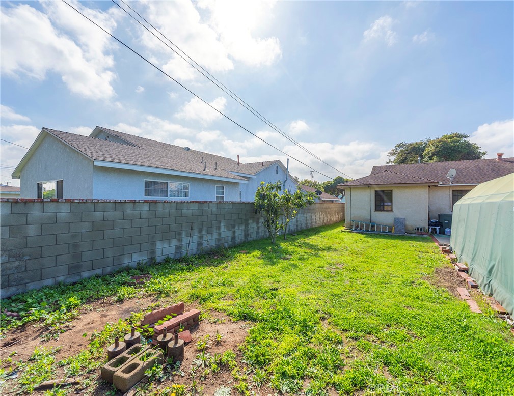 5105 W Carson Street