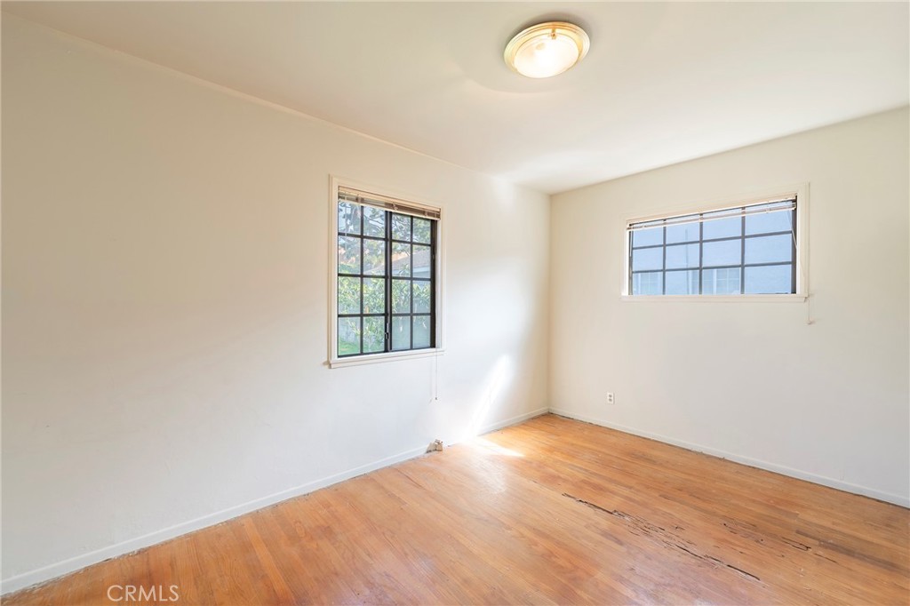 5105 W Carson Street