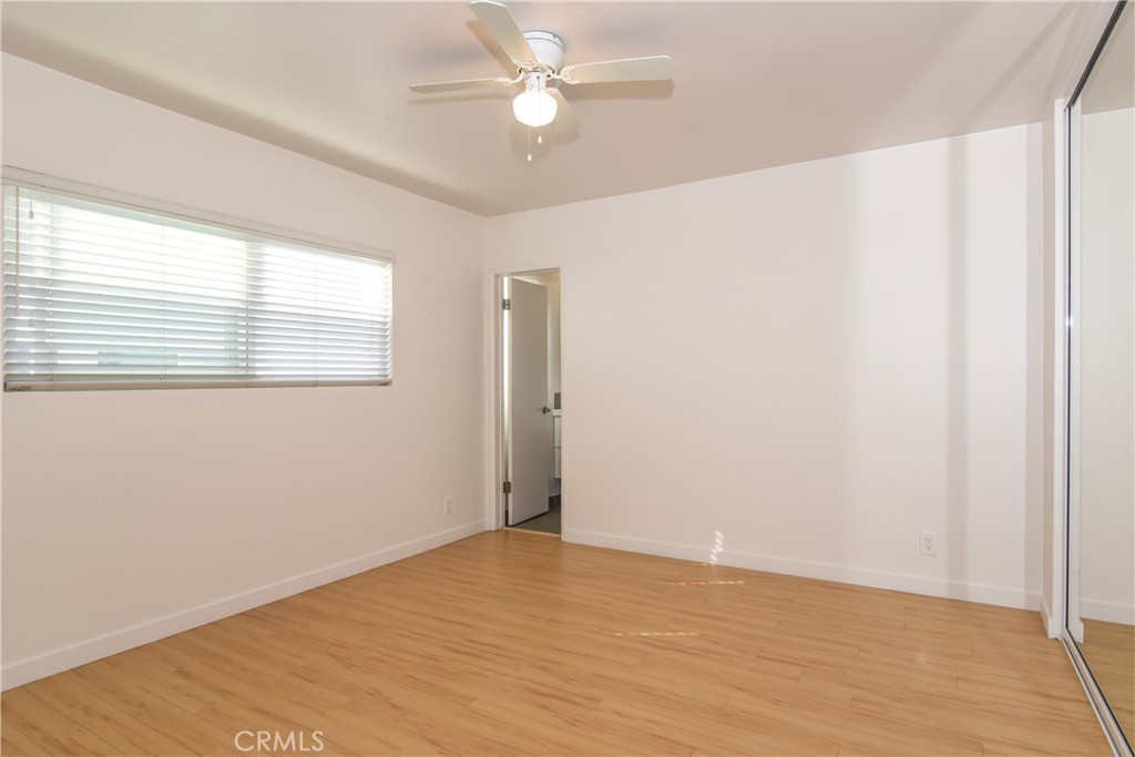 11921 Goshen Avenue 6