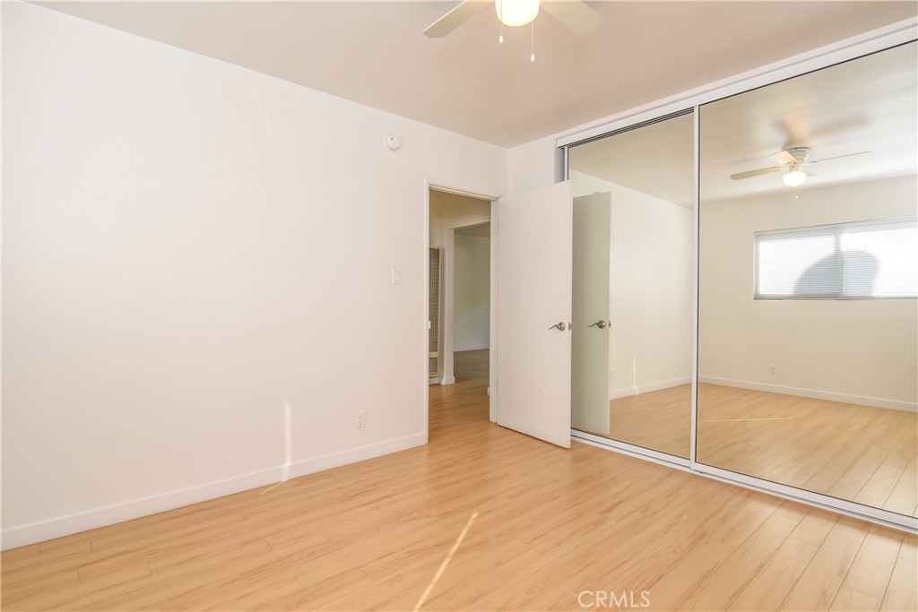 11921 Goshen Avenue 6