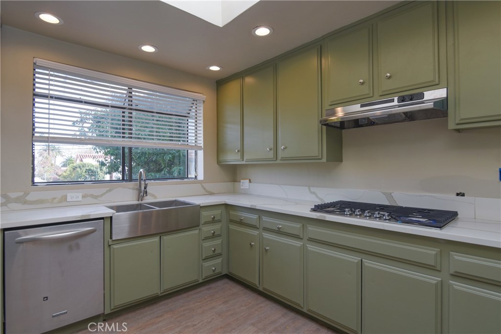 224 S Rexford Drive