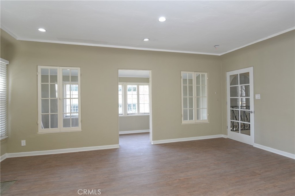 224 S Rexford Drive