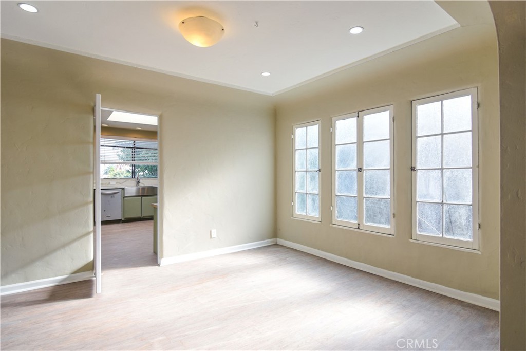 224 S Rexford Drive