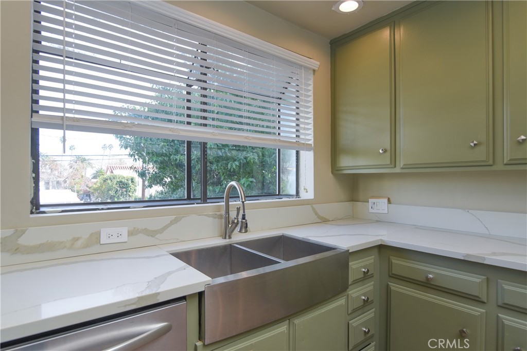 224 S Rexford Drive