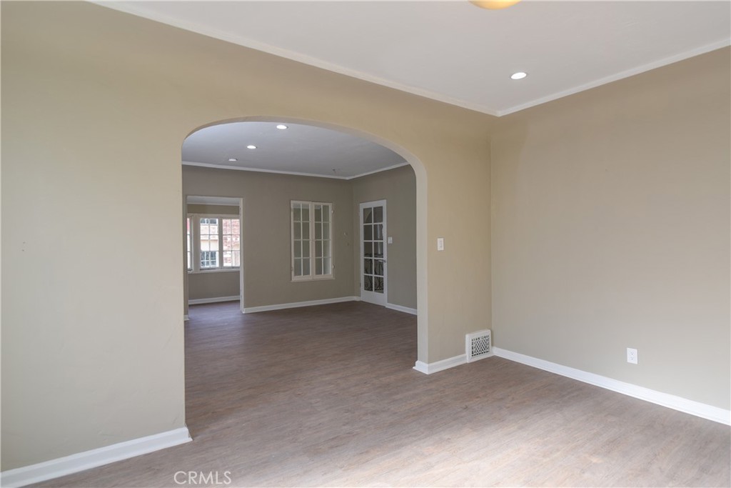 224 S Rexford Drive