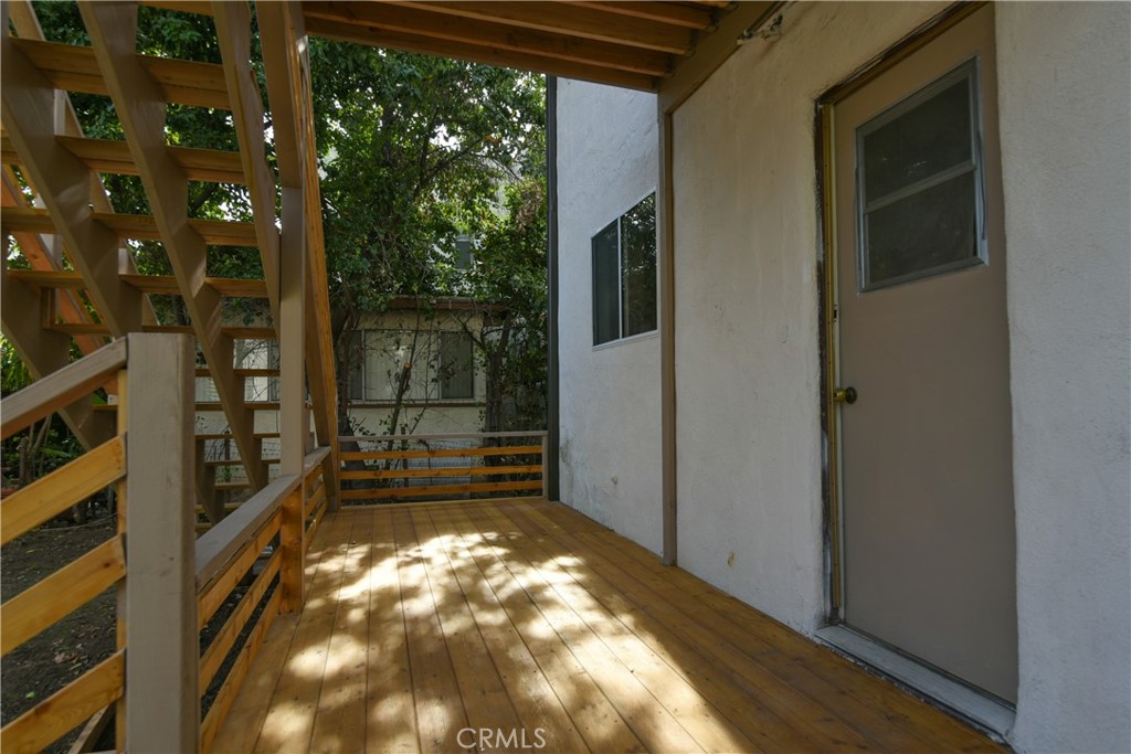 226 S Rexford Drive