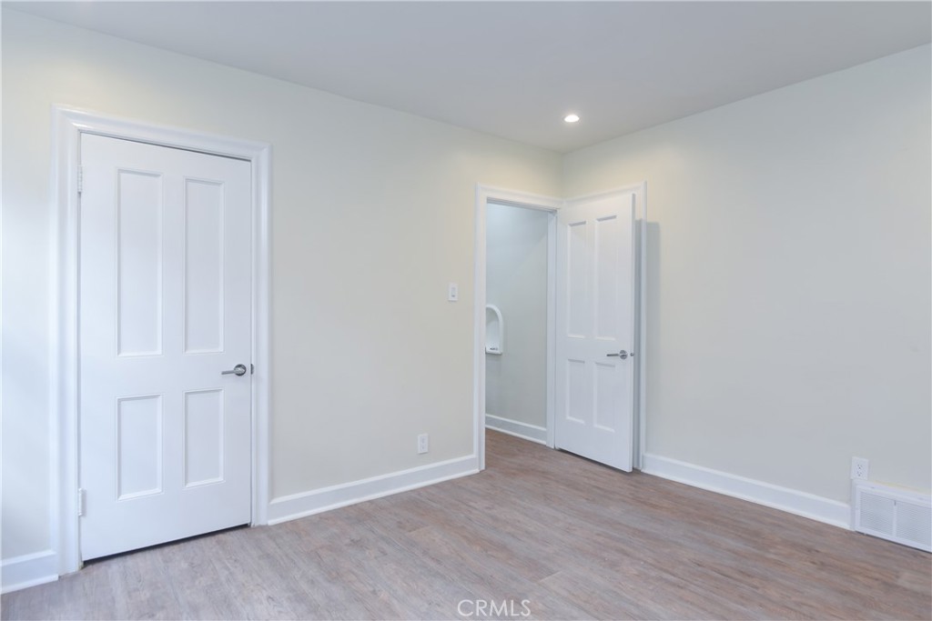 226 S Rexford Drive