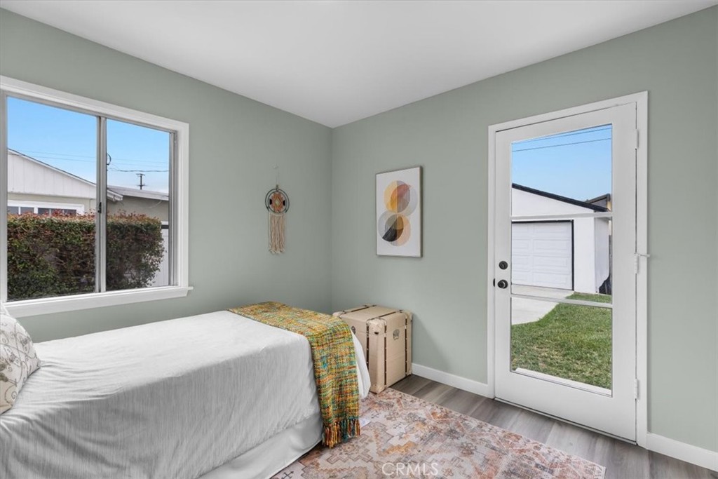 15007 Kornblum Avenue