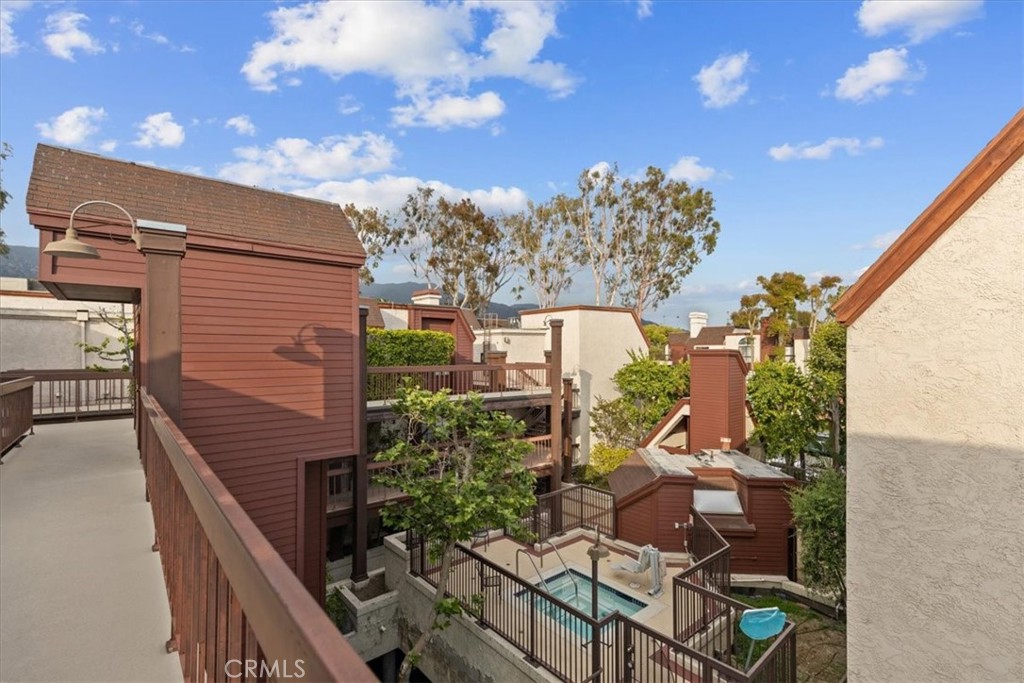 231 Bethany Road 310