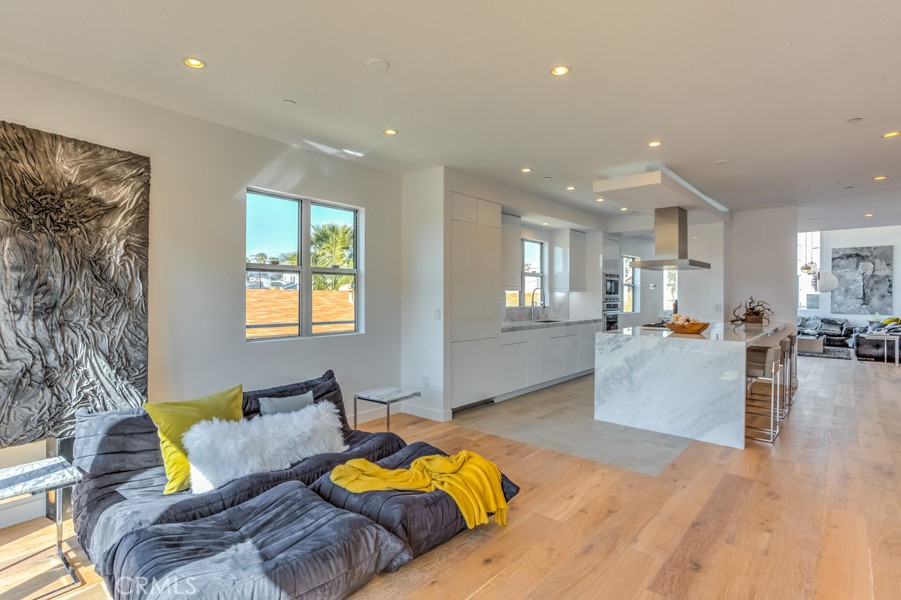 947 4TH Street A