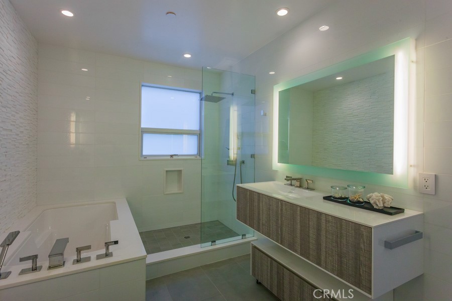 947 4TH Street A