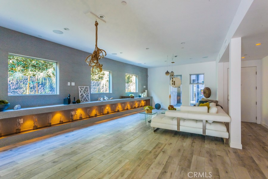 947 4TH Street A