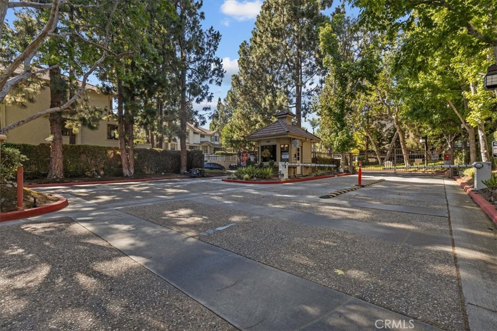 2621 Plaza Del Amo 504