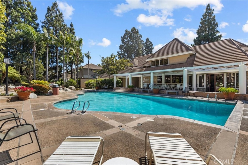 2621 Plaza Del Amo 504