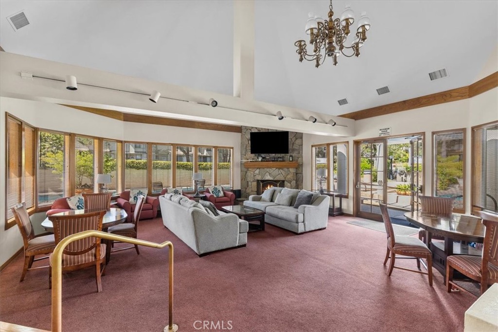 2621 Plaza Del Amo 504