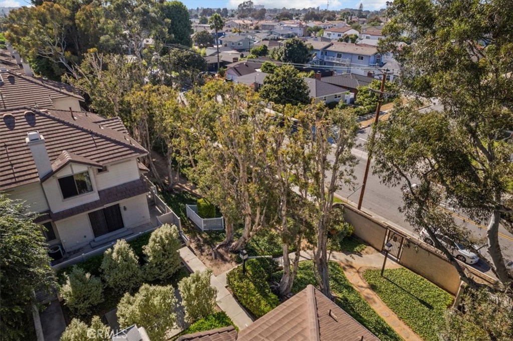 2621 Plaza Del Amo 504