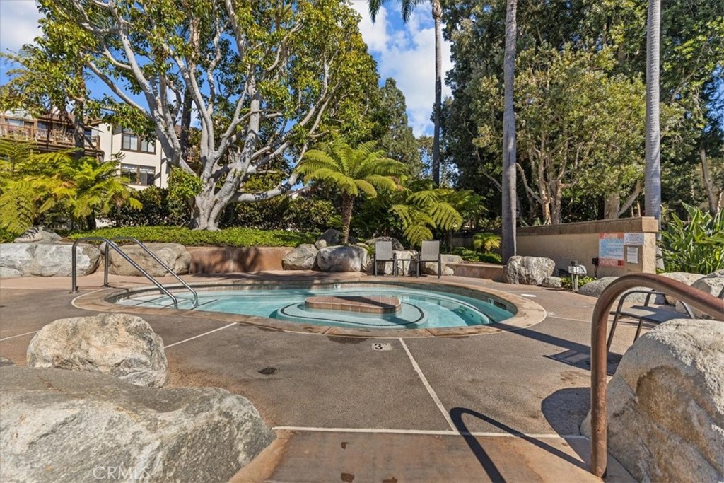 2621 Plaza Del Amo 504