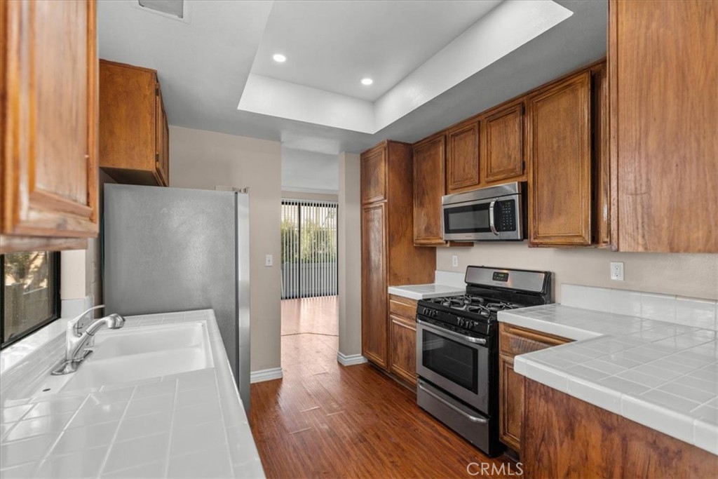 2621 Plaza Del Amo 504