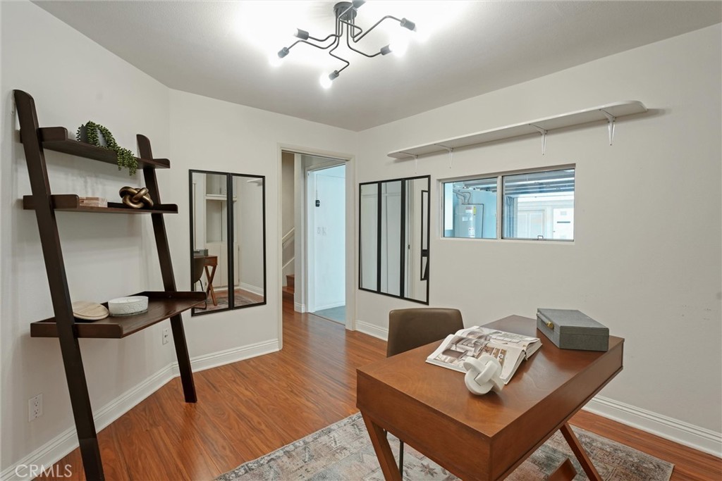 2577 Plaza Del Amo 720