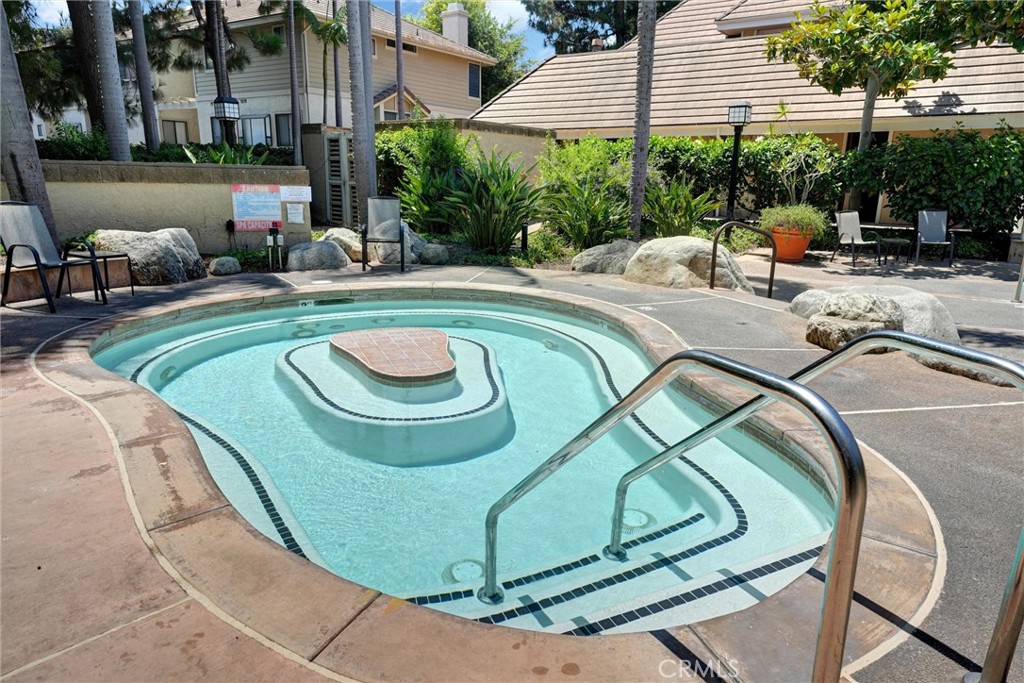 2577 Plaza Del Amo 720