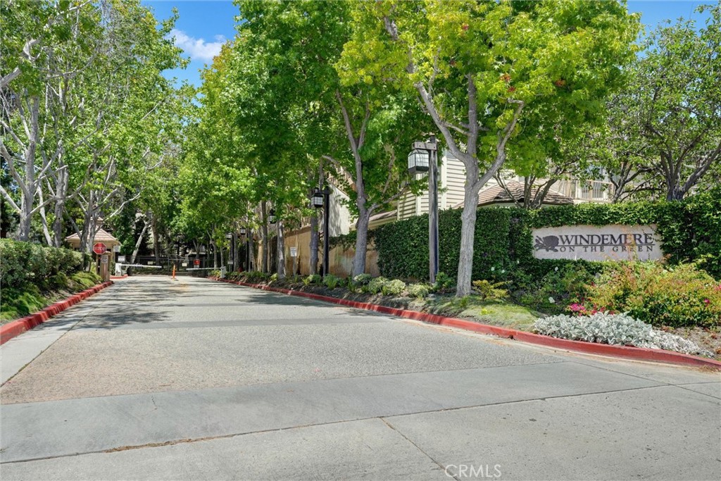 2577 Plaza Del Amo 720