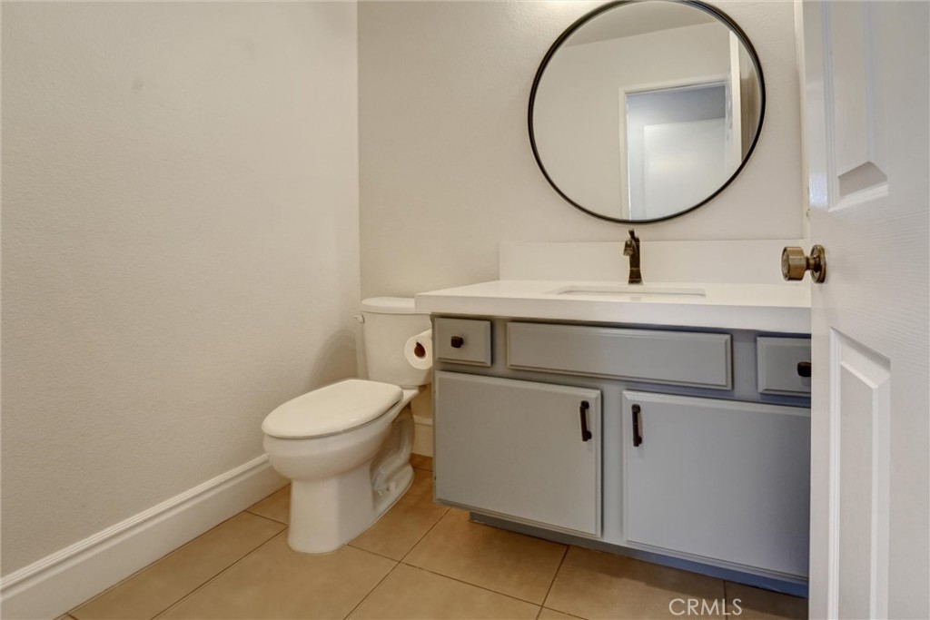 2577 Plaza Del Amo 720