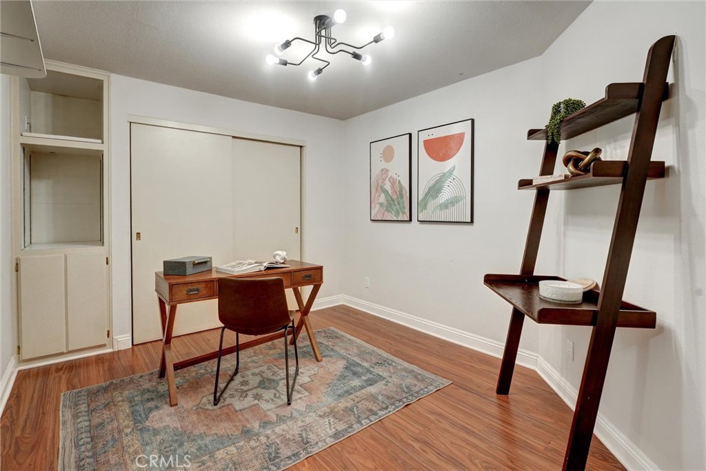 2577 Plaza Del Amo 720