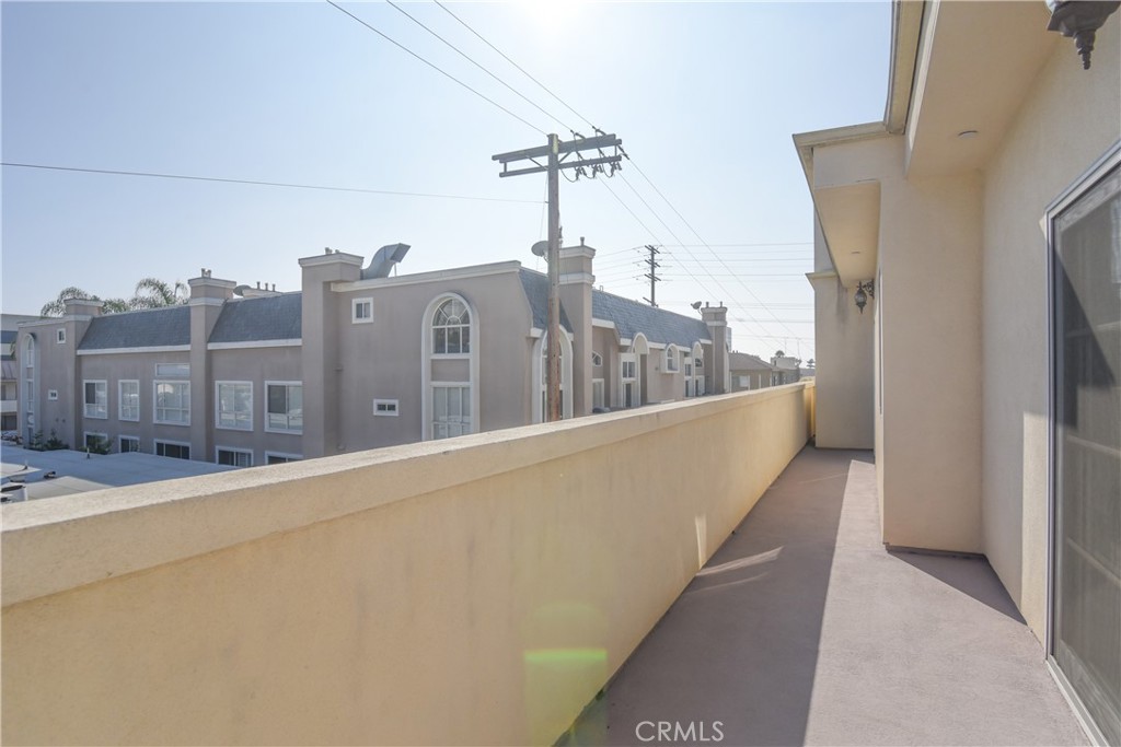 11848 Kiowa Avenue 305