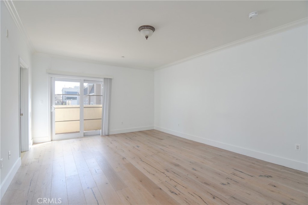 11848 Kiowa Avenue 305