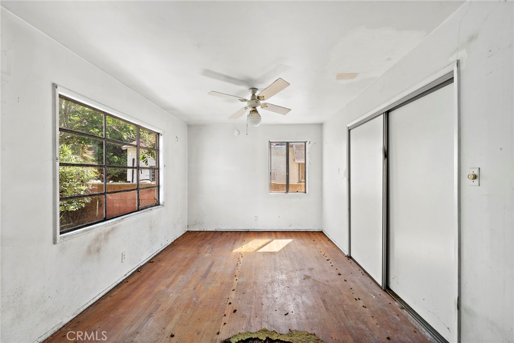 3742 W 176th Street