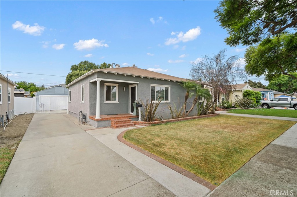 6143 Pearce Avenue