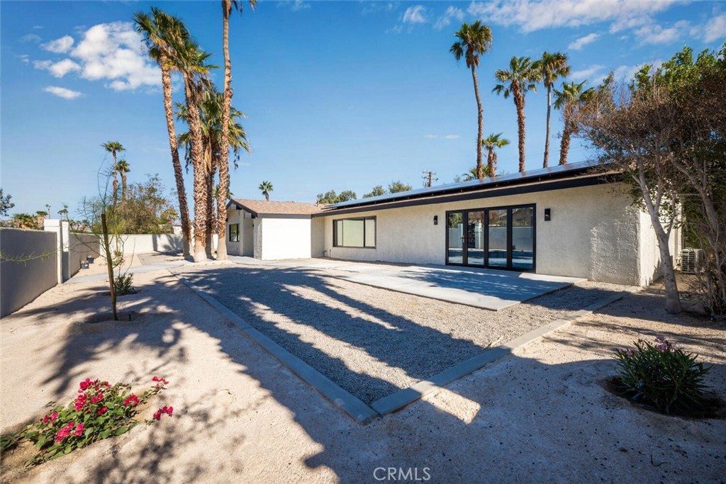 2890 N Farrell Drive