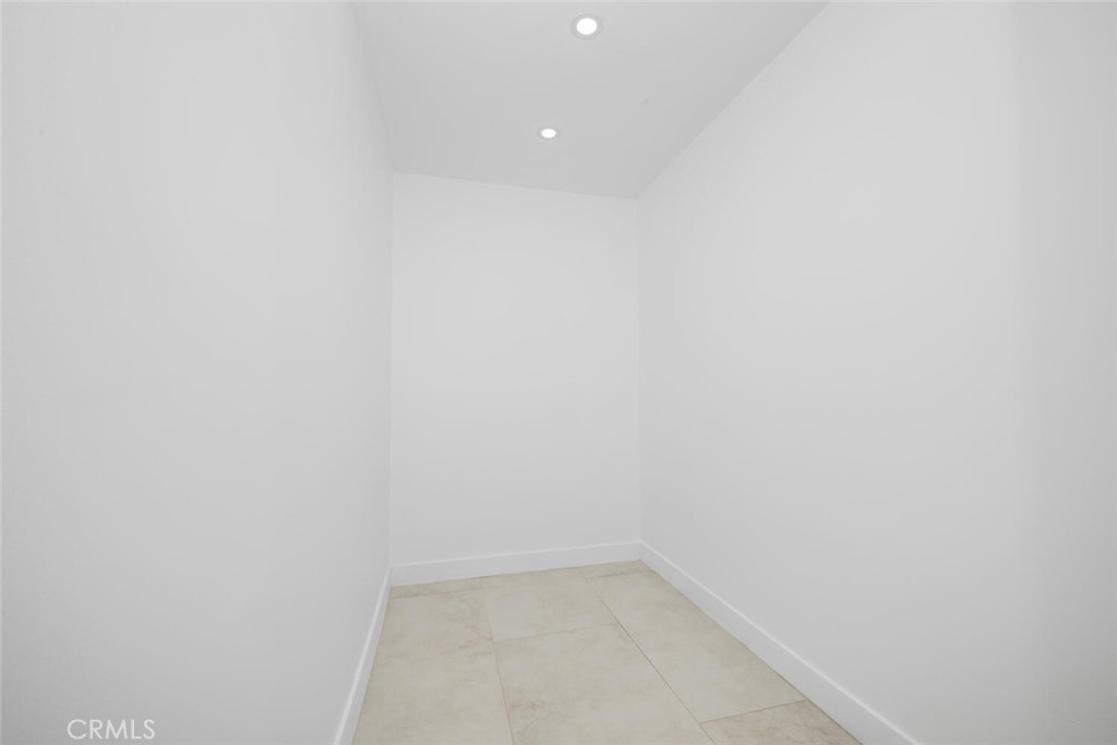 2890 N Farrell Drive