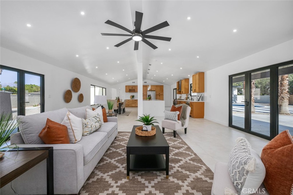 2890 N Farrell Drive