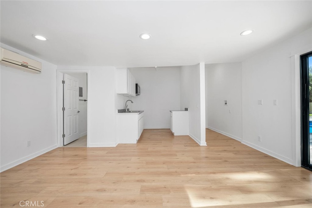 2890 N Farrell Drive