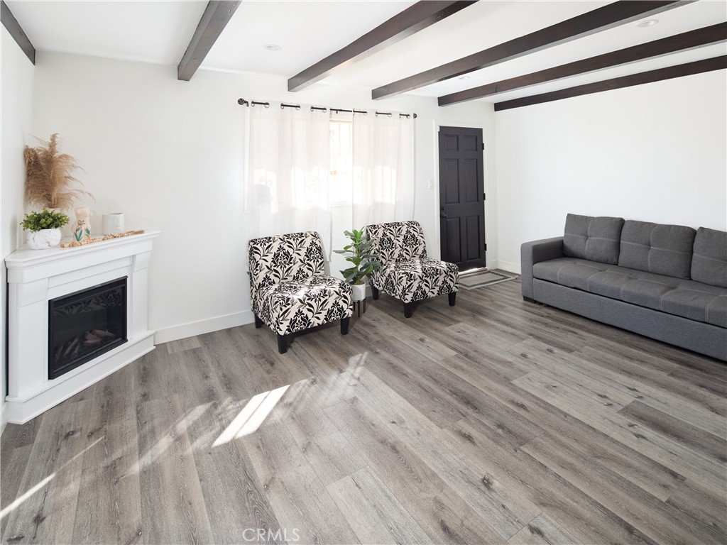 14450 Cordary Avenue