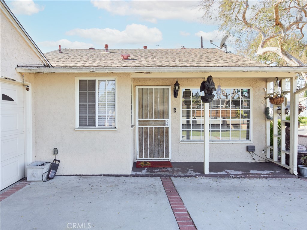 14450 Cordary Avenue