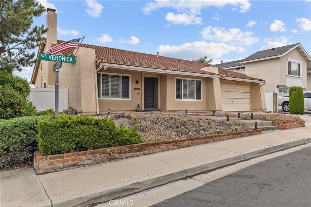 26642 Avenida Veronica