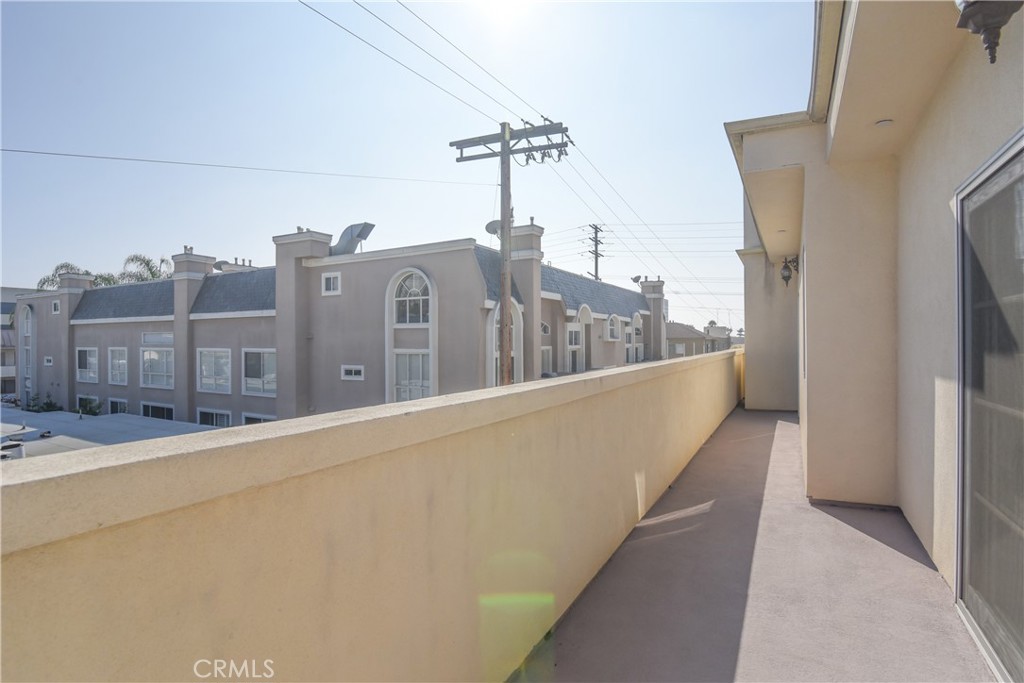 11848 Kiowa Avenue PH5