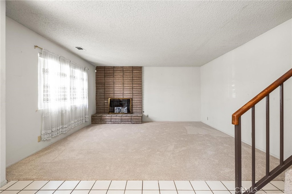 16118 S Manhattan Place