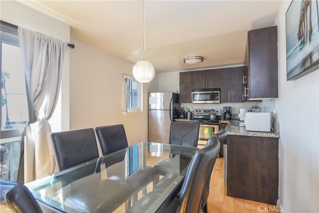 14 Ozone Avenue 4