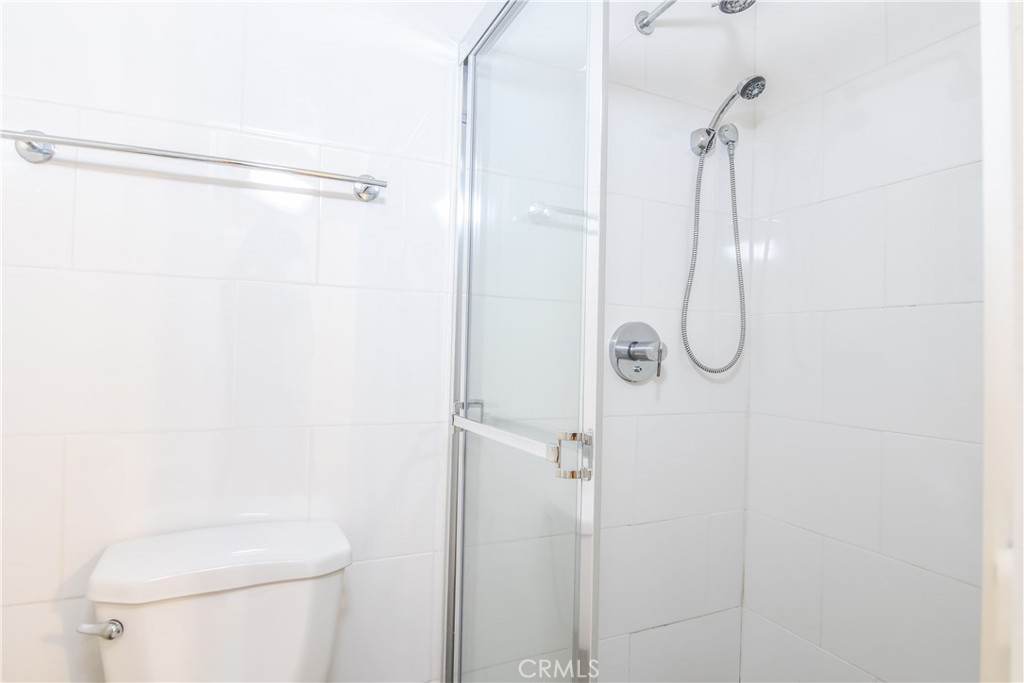 14 Ozone Avenue 4