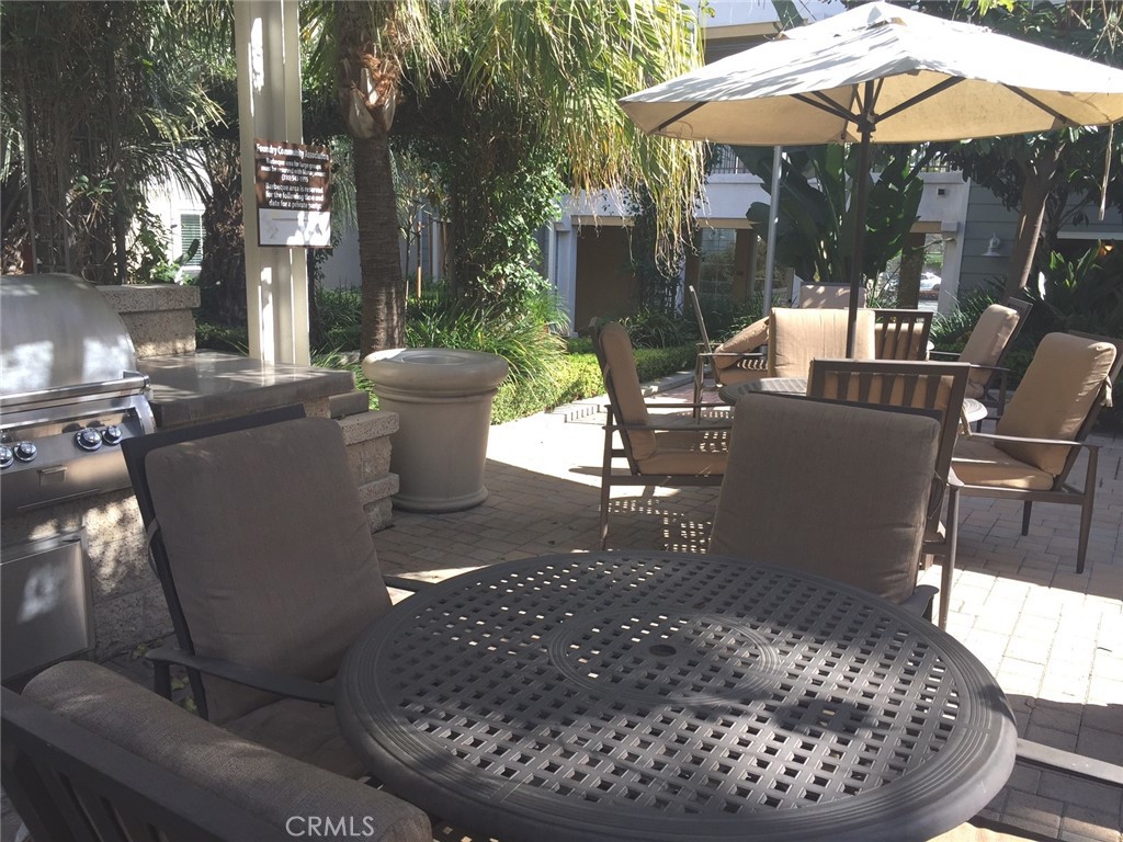 2349 Jefferson St 202