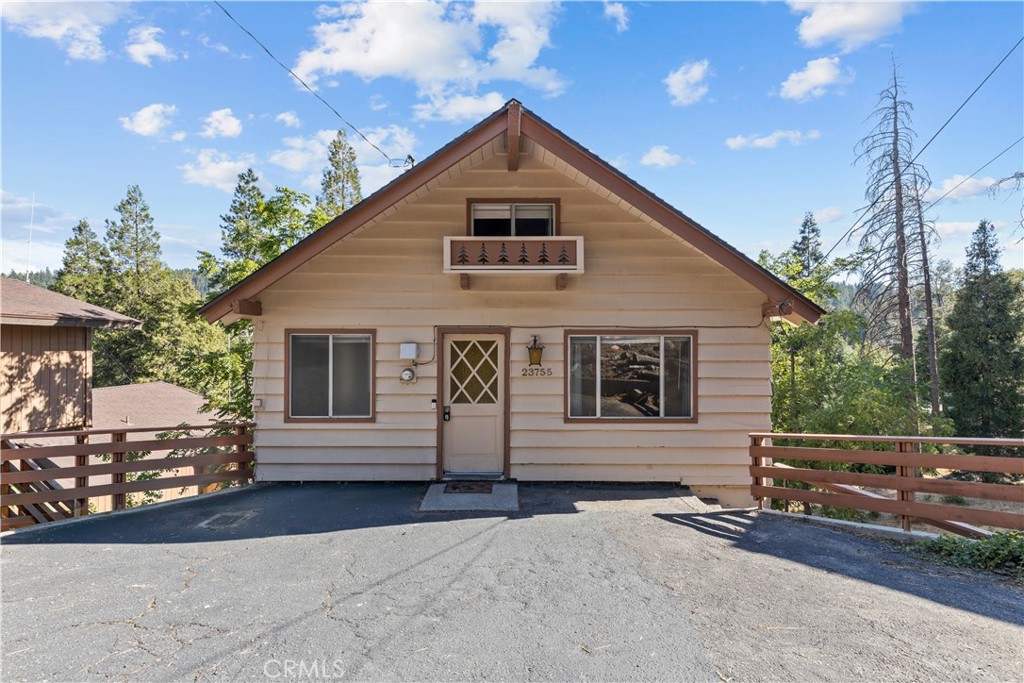 23755 Zuger Dr