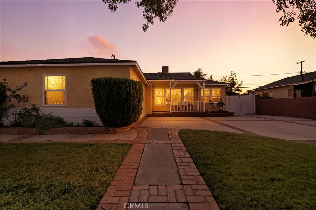 13568 Ottoman Street