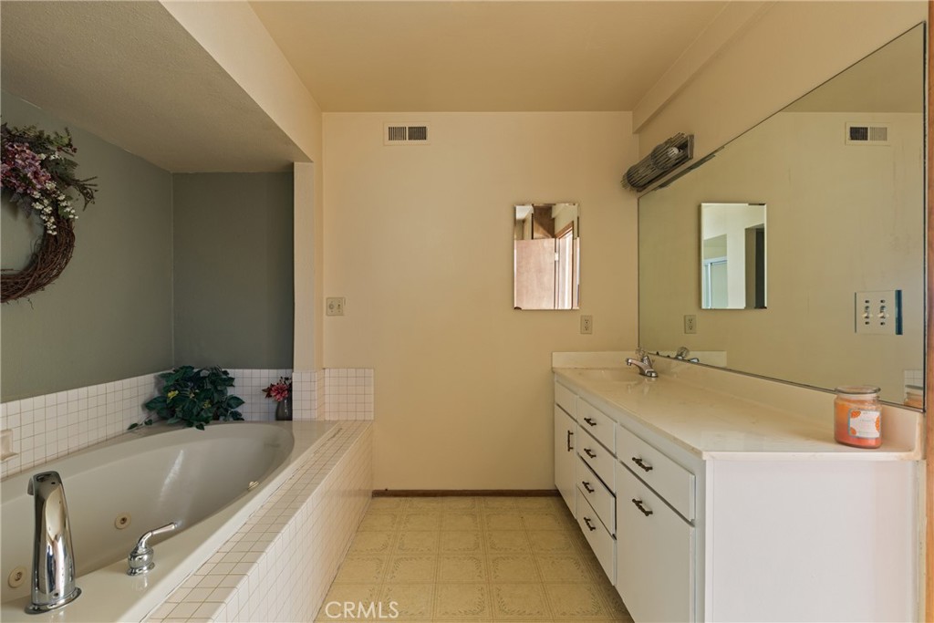 23771 Zuger Dr