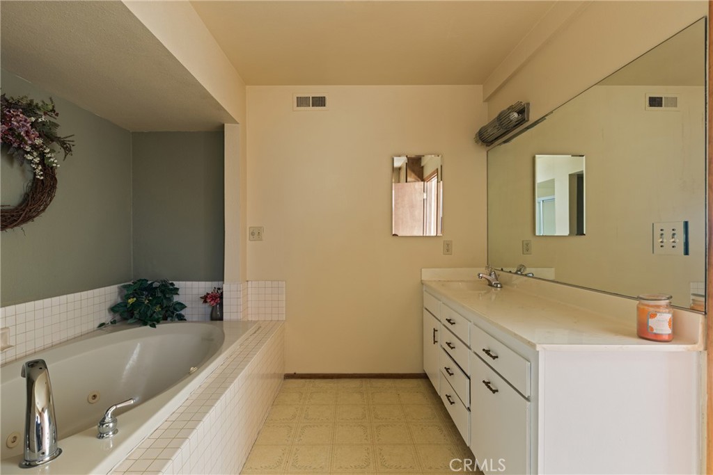 23771 Zuger Dr