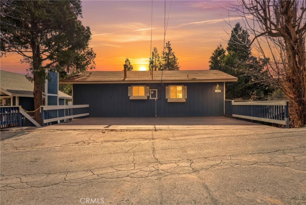 23771 Zuger Dr