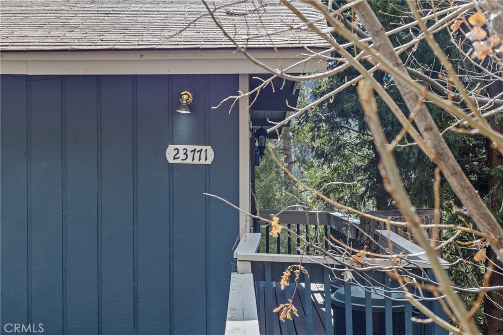 23771 Zuger Dr