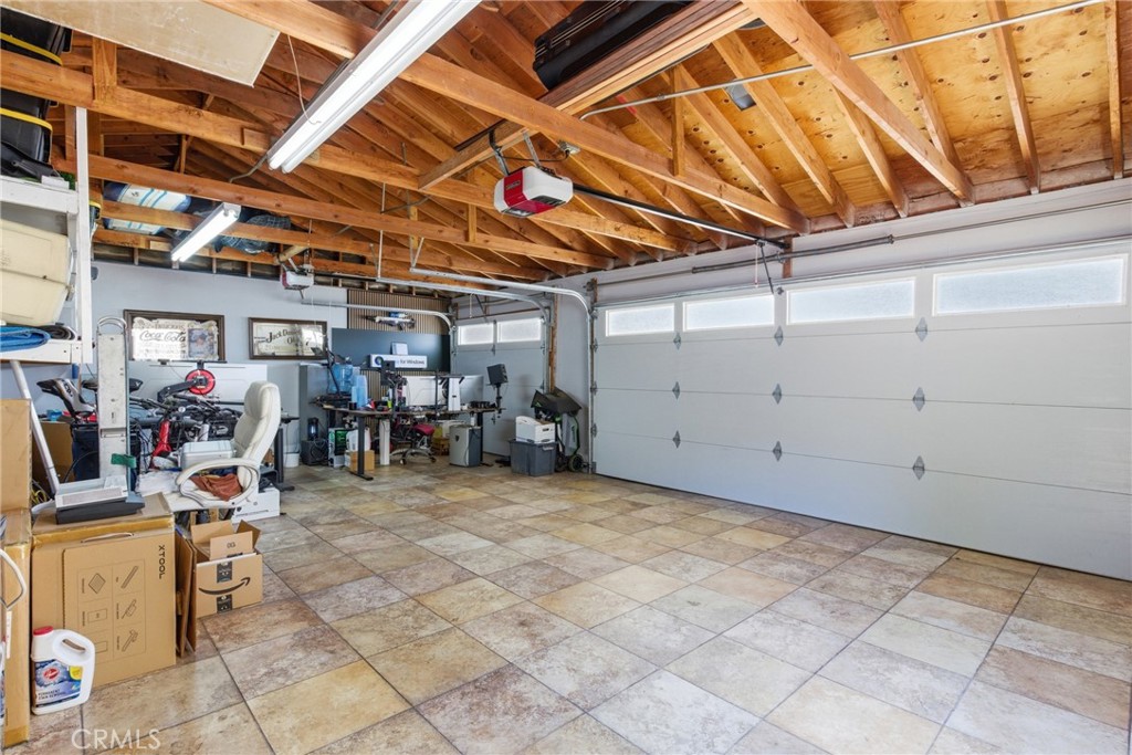 3642 Locust Ave